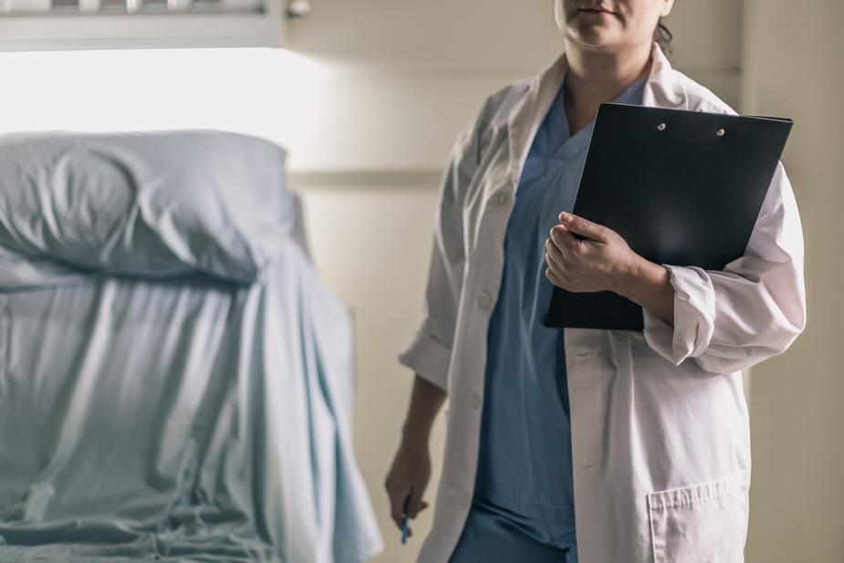 Assistente sanitario al lavoro